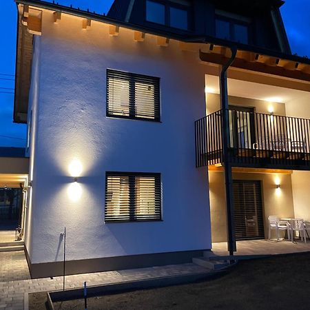 Lake & Town Apartments Klagenfurt Klagenfurt am Woerthersee Bagian luar foto